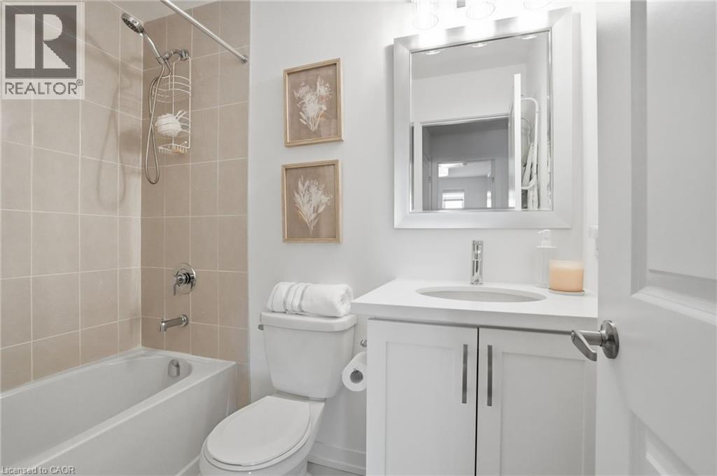 245 BURKE Street - 22
