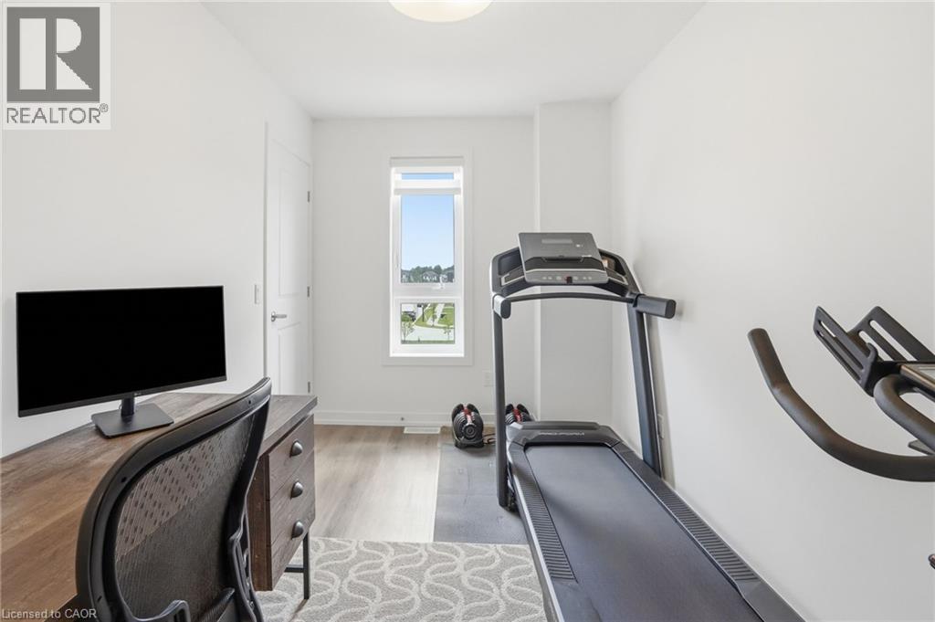 245 BURKE Street - 23