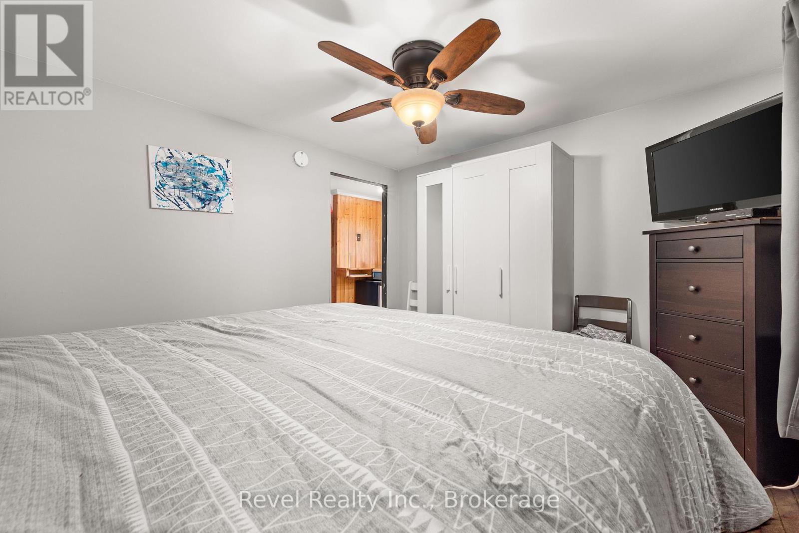 59 BROOK ROAD - 20