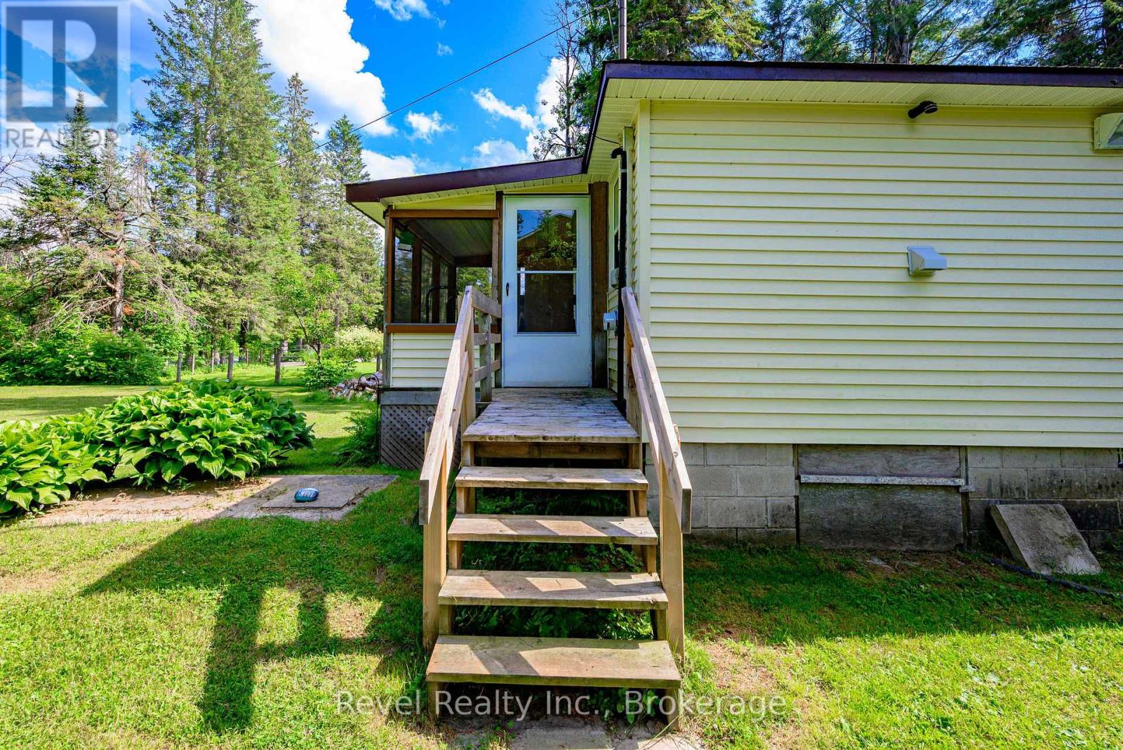 59 BROOK ROAD - 43