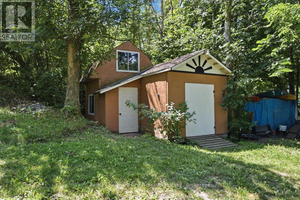 28 BIRCH LANE - 23