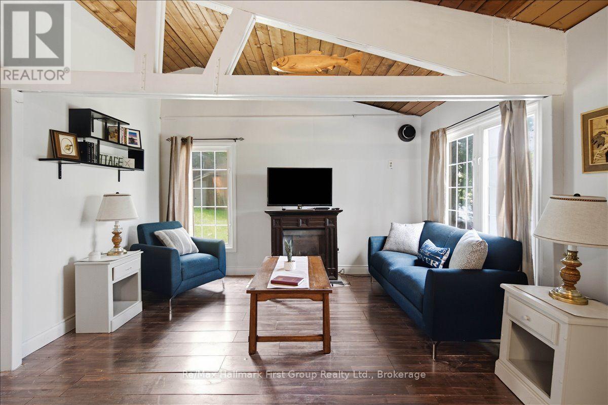 28 BIRCH LANE - 6