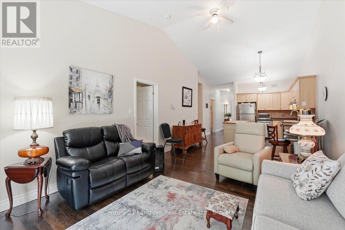 17 RICHARDSON LANE - Image 12