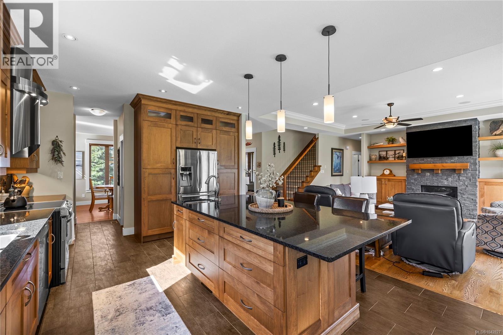 1520 Stone Lake Dr - 4