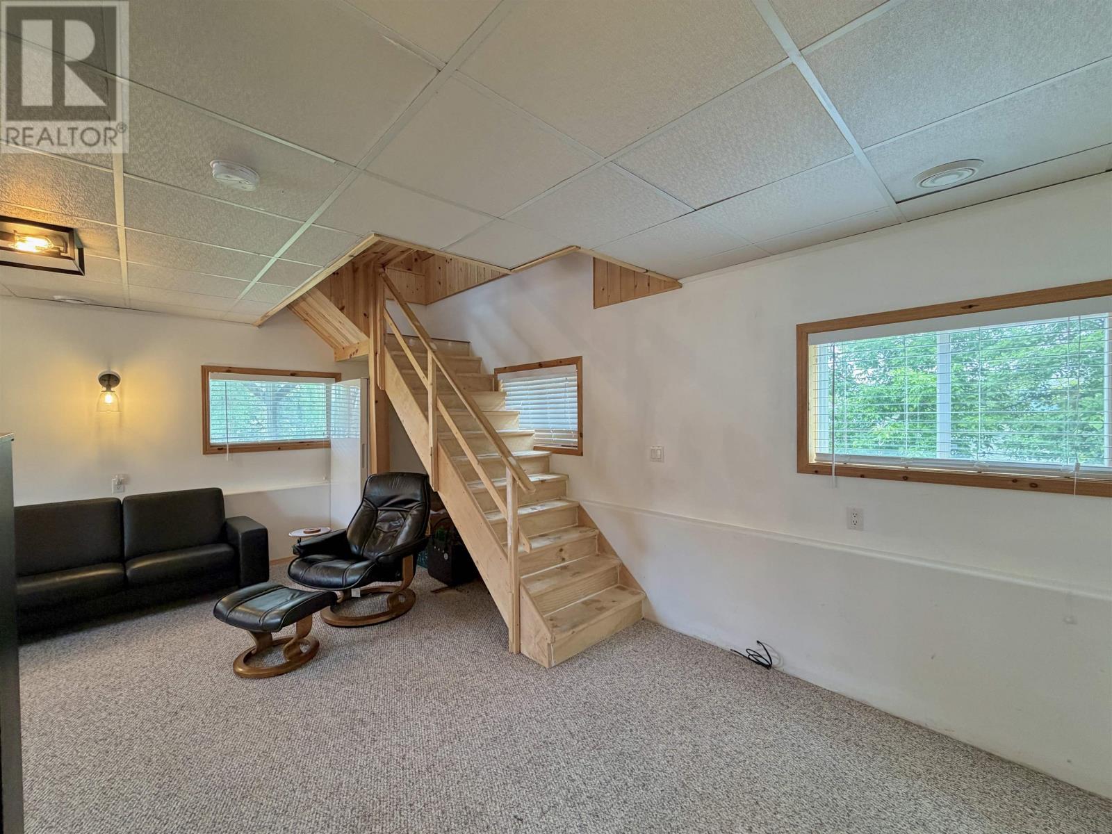 2532 SCHOOL ROAD - 33