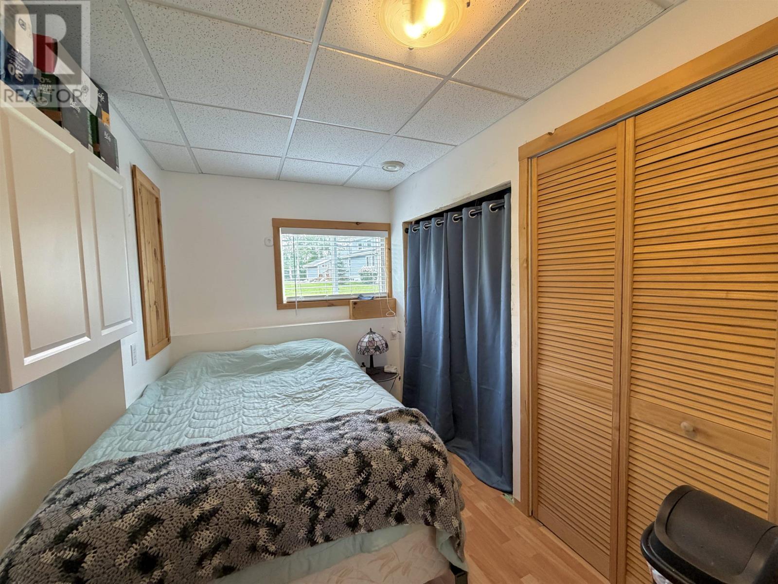2532 SCHOOL ROAD - 36