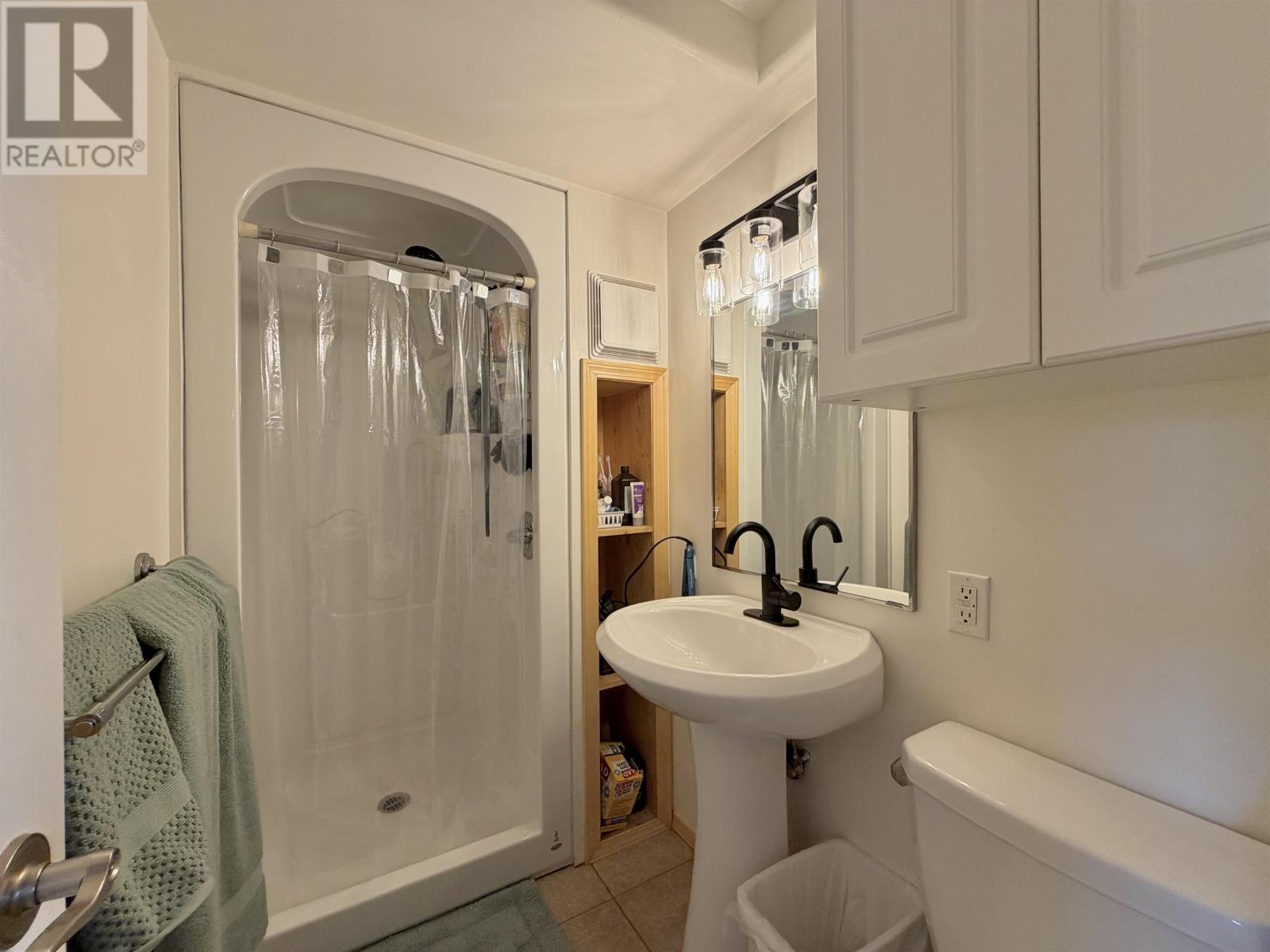 2532 SCHOOL ROAD - 35