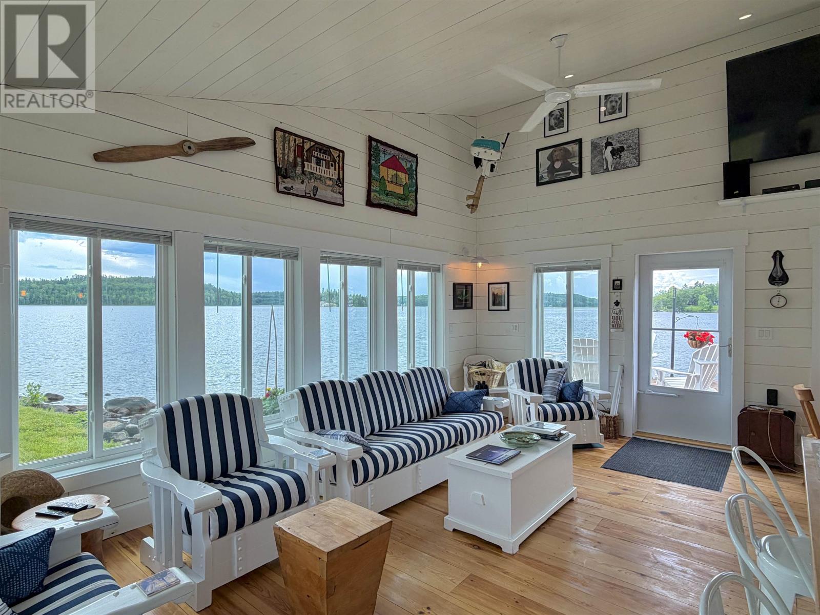 2532 SCHOOL ROAD - 7