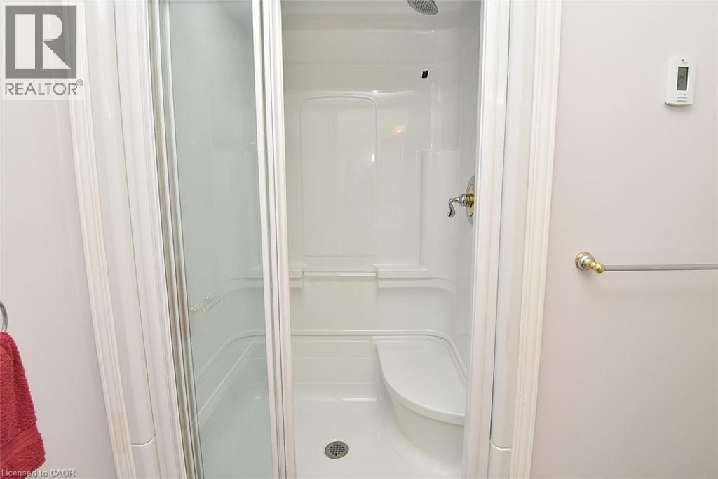 #1 335 GEORGE Street N - 38
