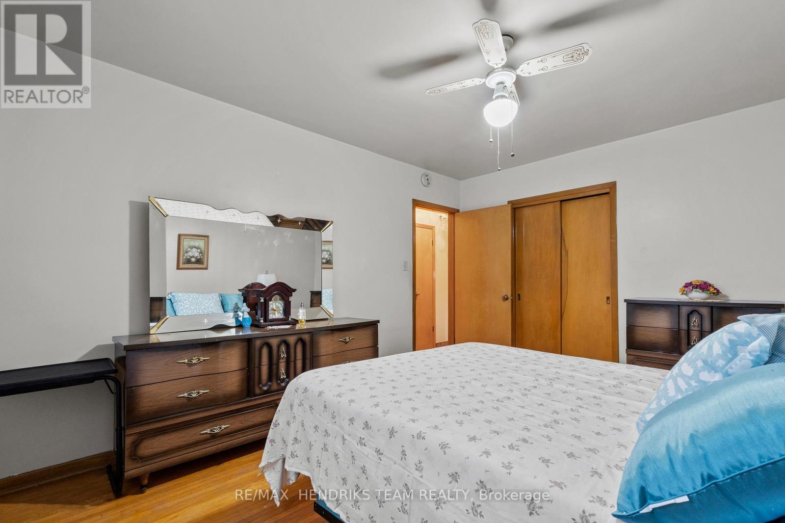 247 GRANTHAM AVENUE - 17