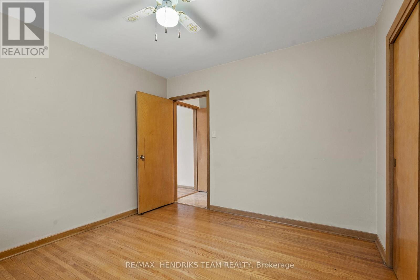 247 GRANTHAM AVENUE - 20