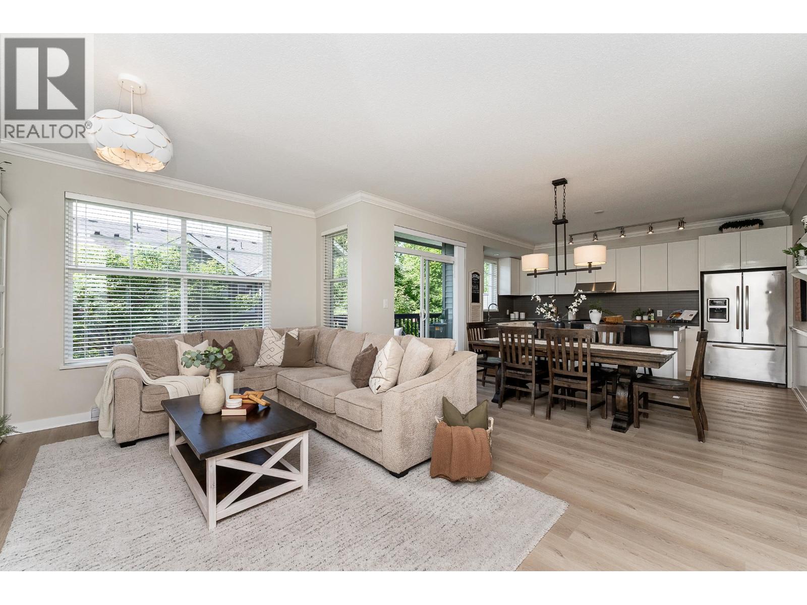 25 3461 PRINCETON AVENUE, Coquitlam