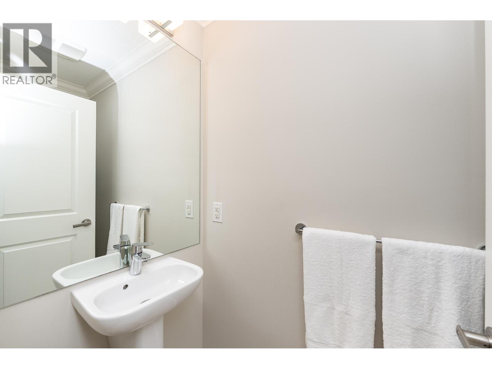 25 3461 PRINCETON AVENUE, Coquitlam