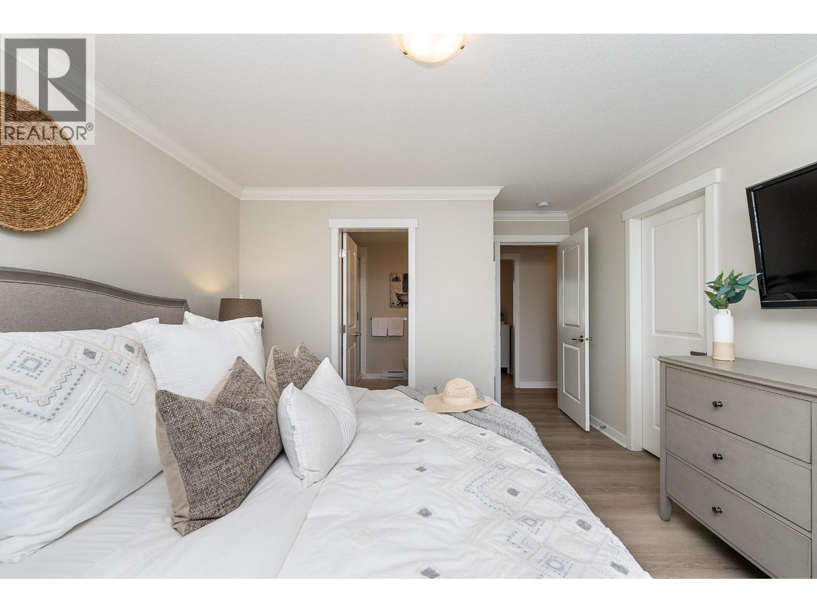 25 3461 PRINCETON AVENUE, Coquitlam
