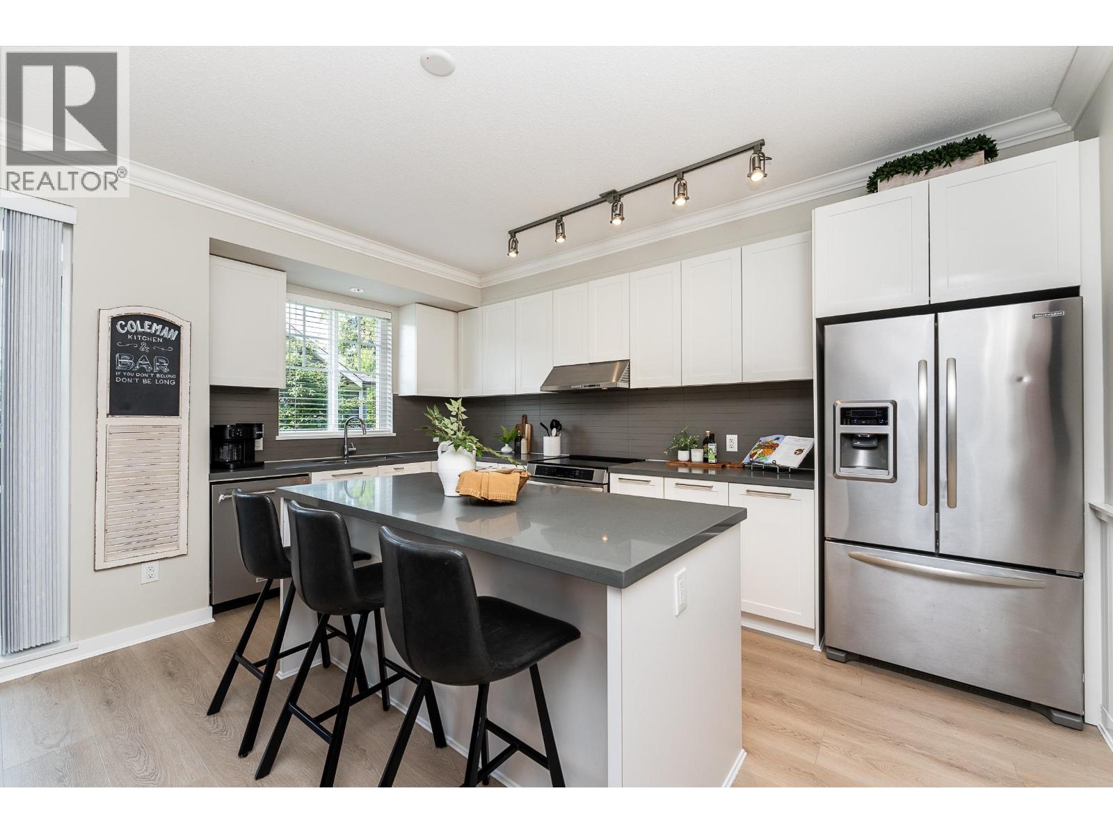 25 3461 PRINCETON AVENUE, Coquitlam