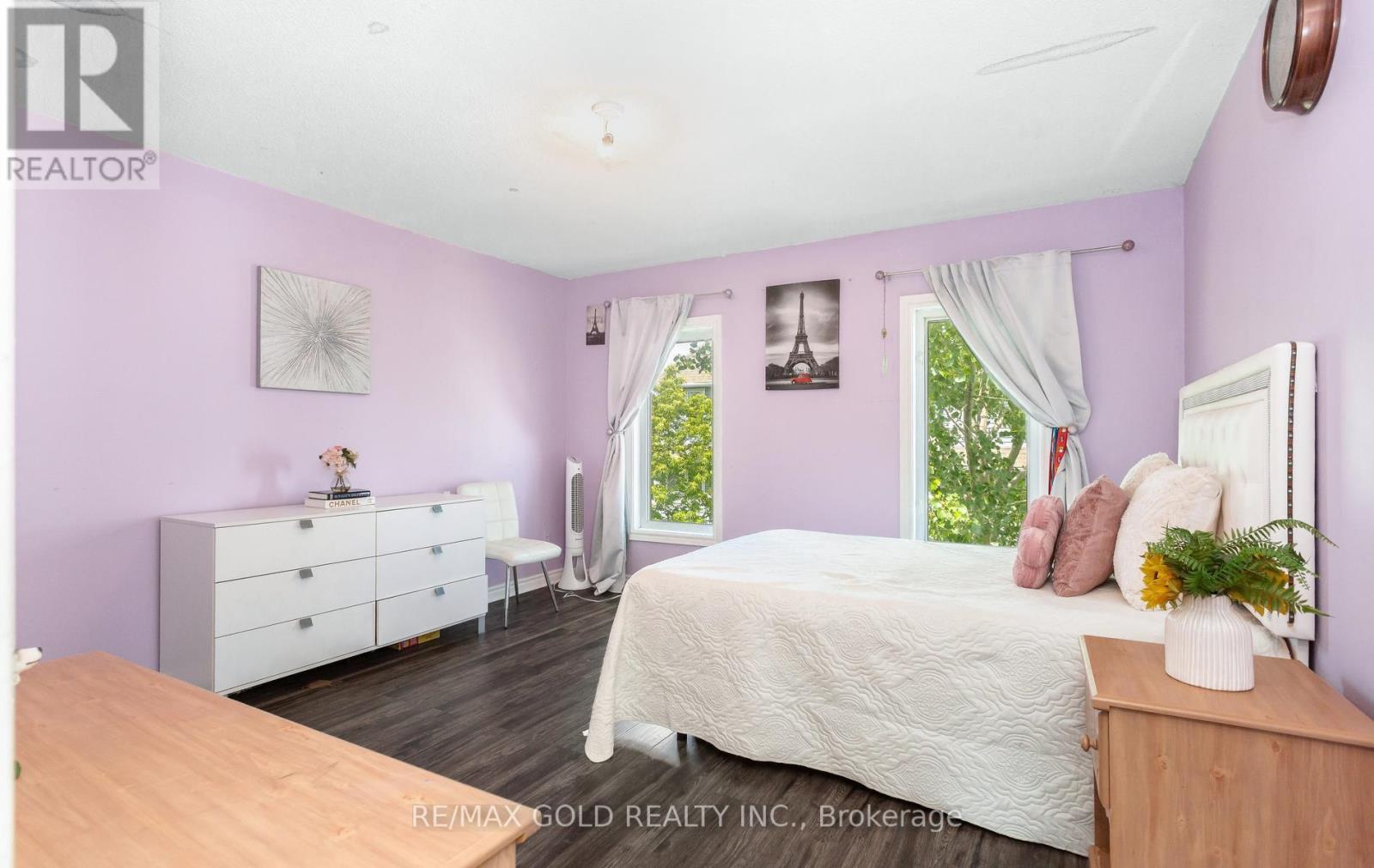 #37 800 DUNDAS STREET W - 33