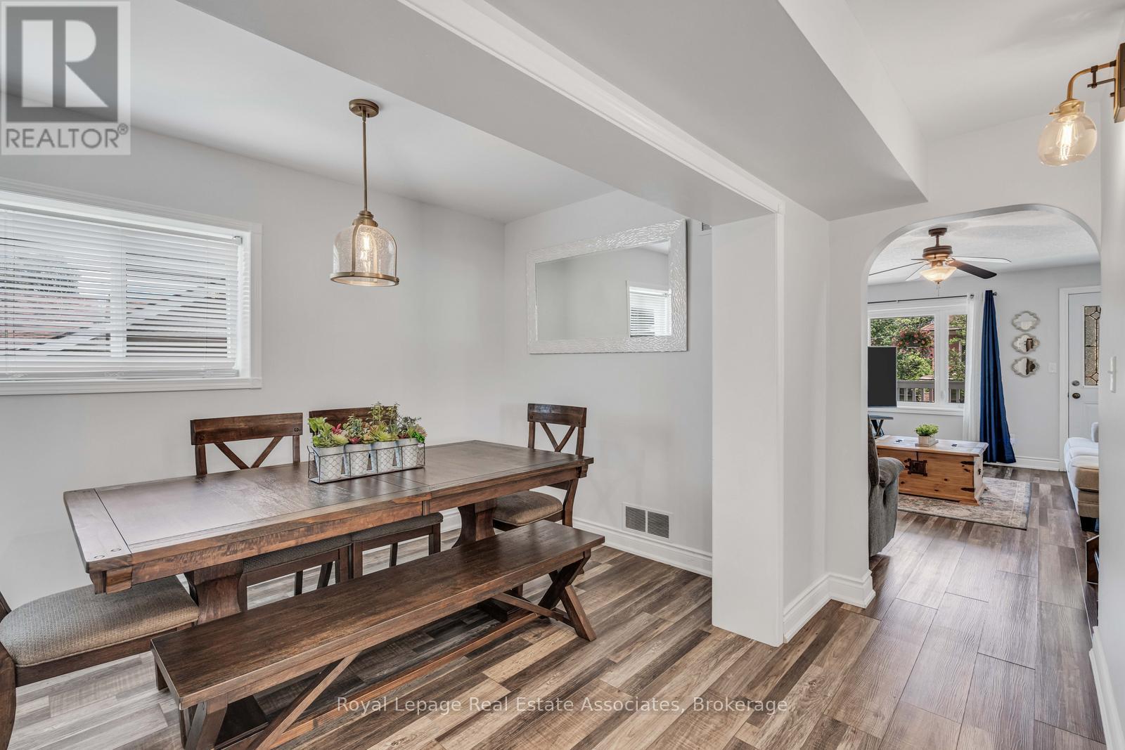 117 HELENA STREET - 18
