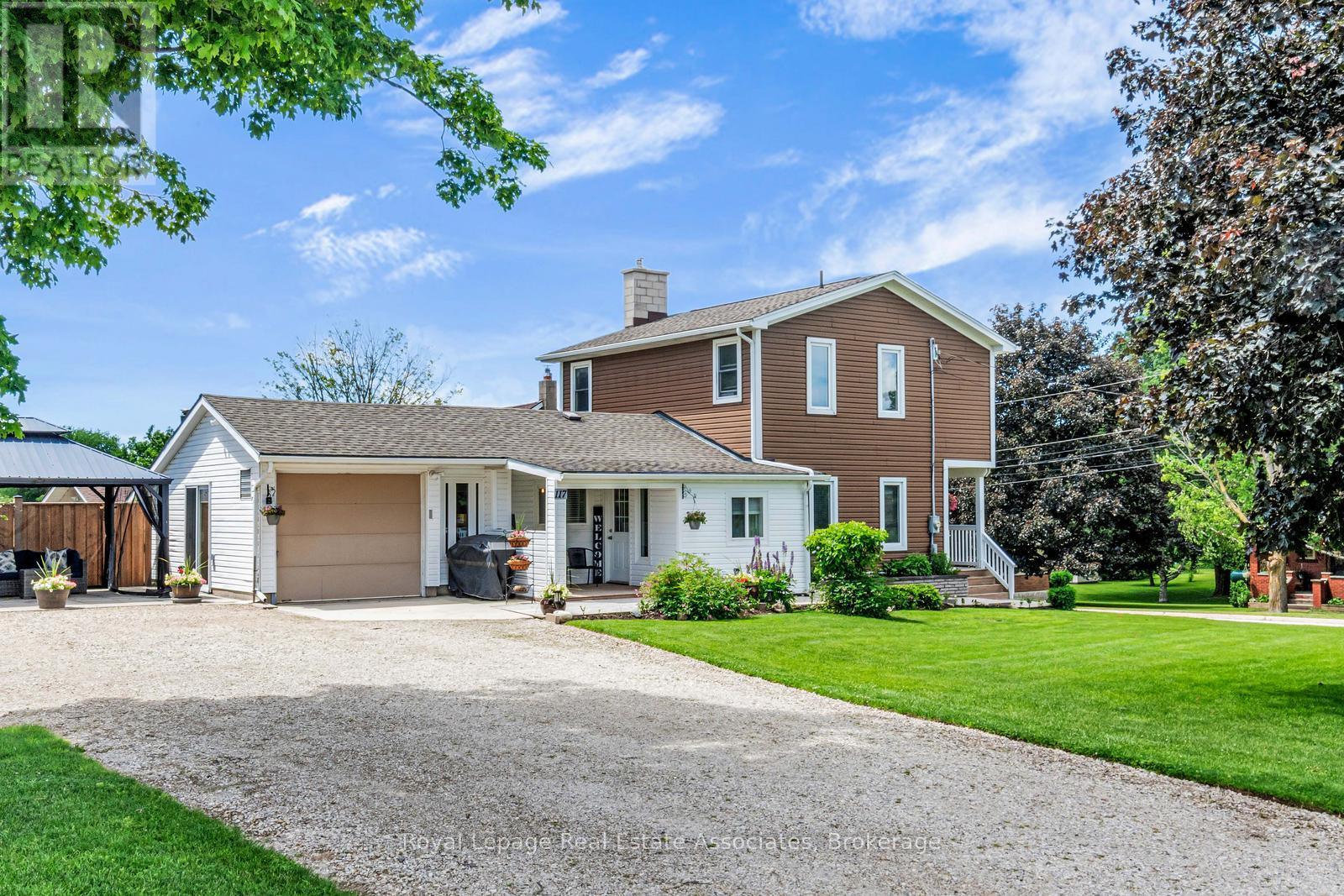 117 HELENA STREET - 2