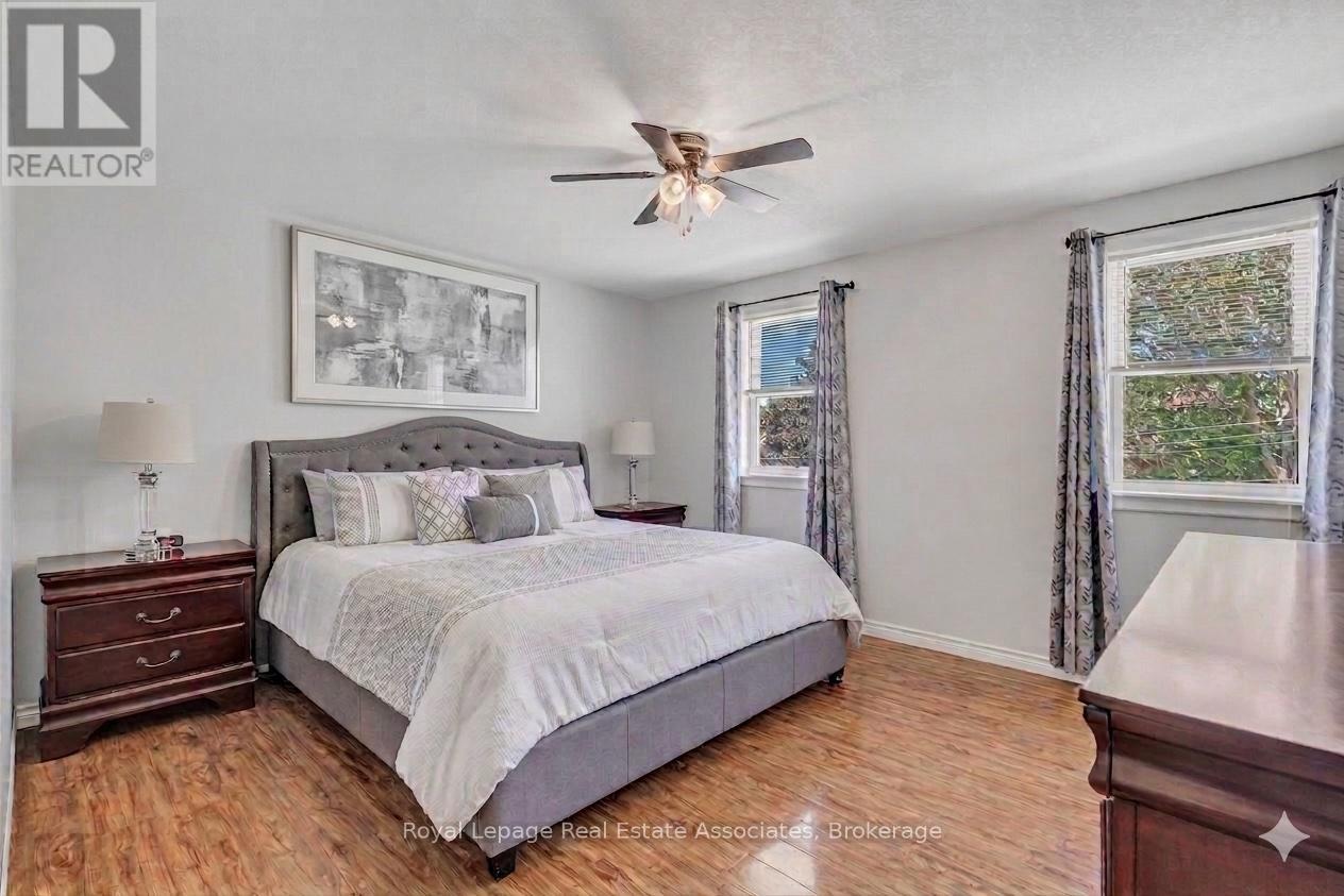 117 HELENA STREET - 27