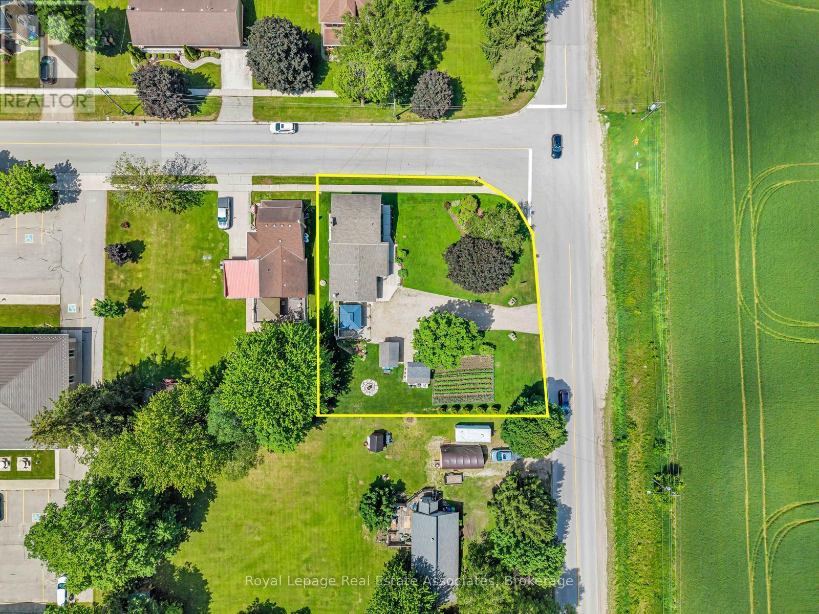 117 HELENA STREET - 41