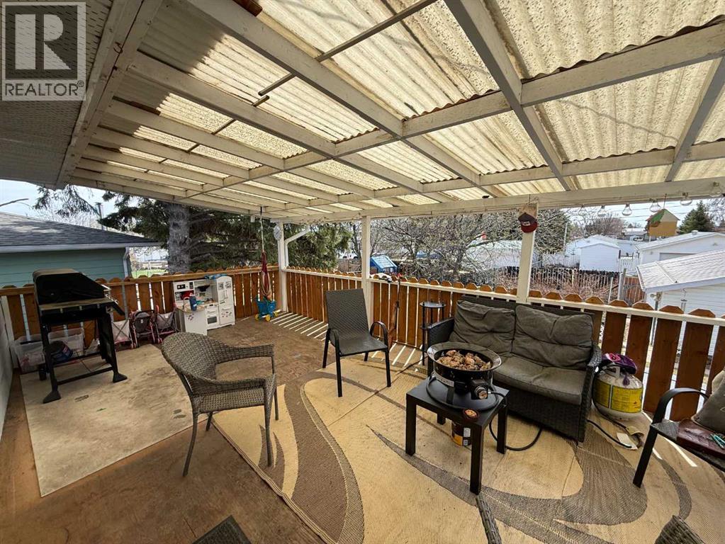 5311 50 Avenue - 20