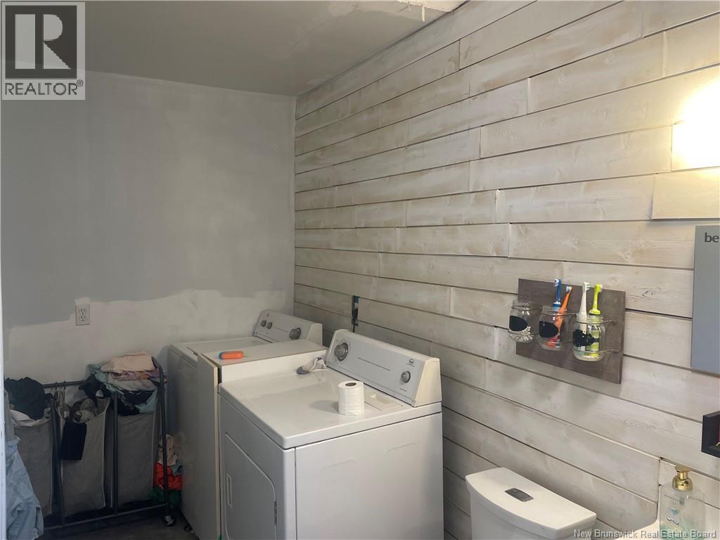 2667 King George Highway - Image 15