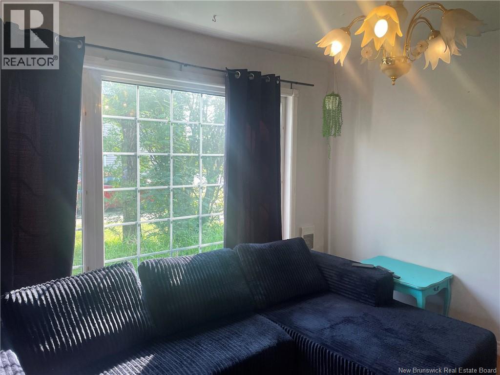 2667 King George Highway - Image 16