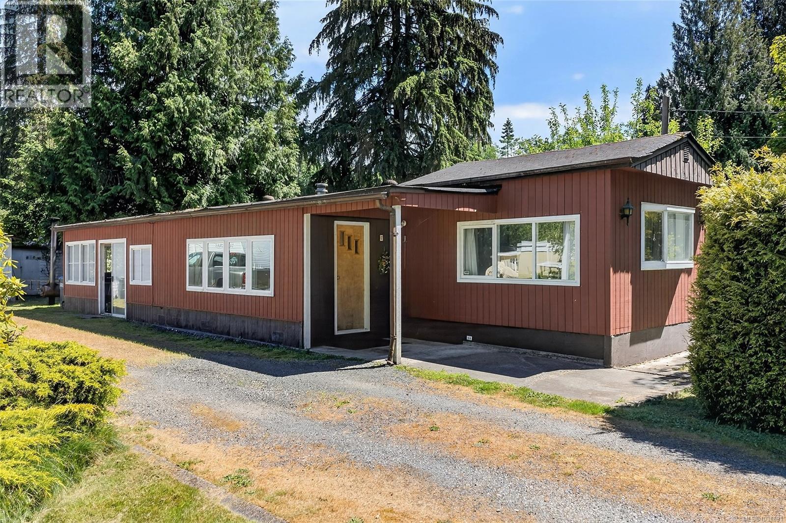 695 Barclay Cres N - 28
