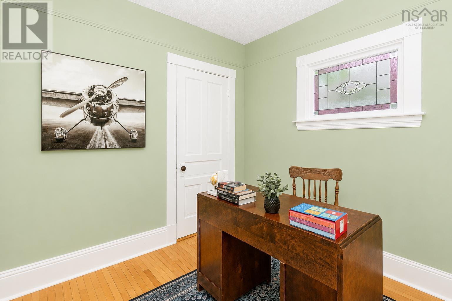 Property 22 of 40 of 67 Milton Street