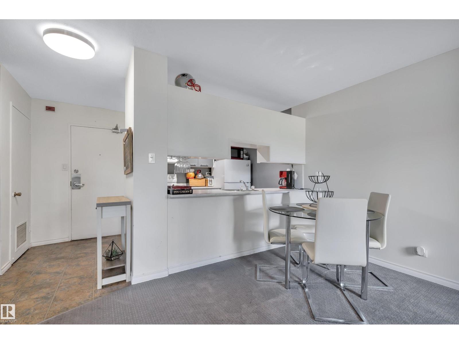 #204 12303 JASPER AV NW - 13