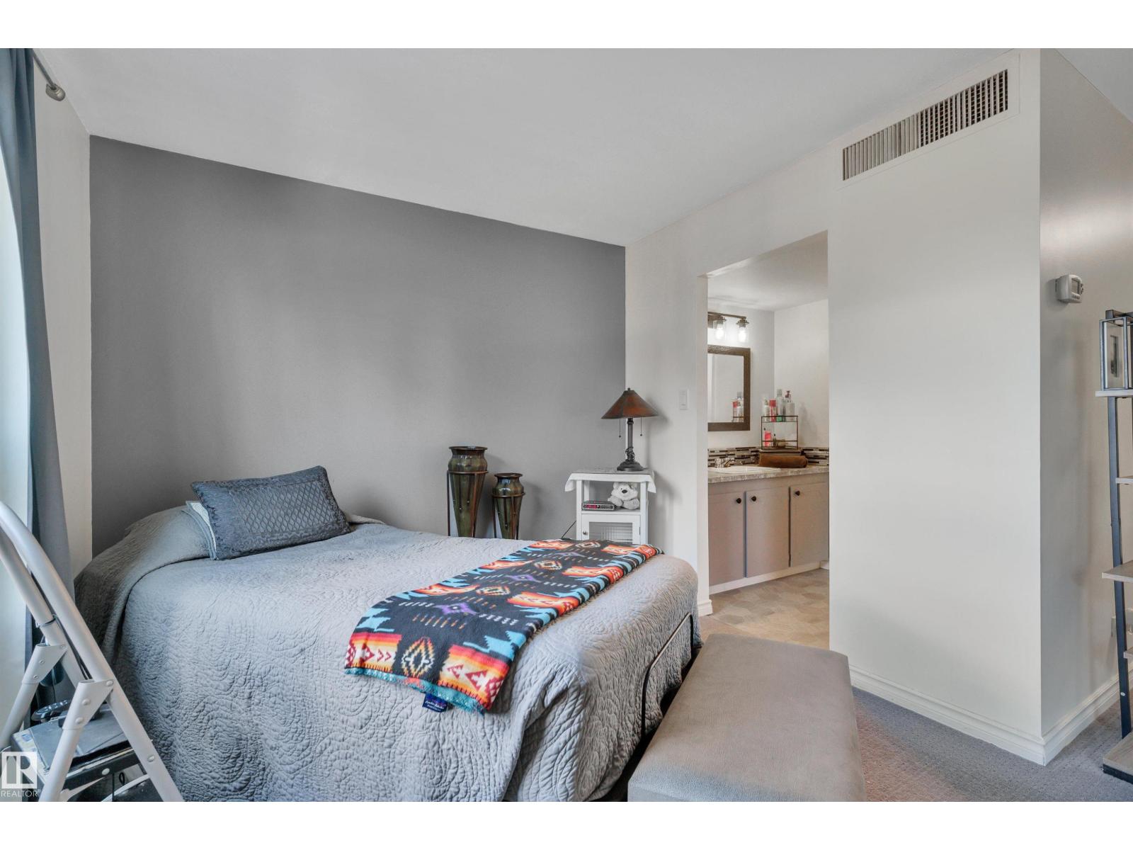 #204 12303 JASPER AV NW - 19