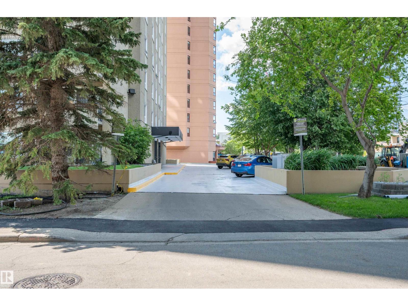 #204 12303 JASPER AV NW - 38