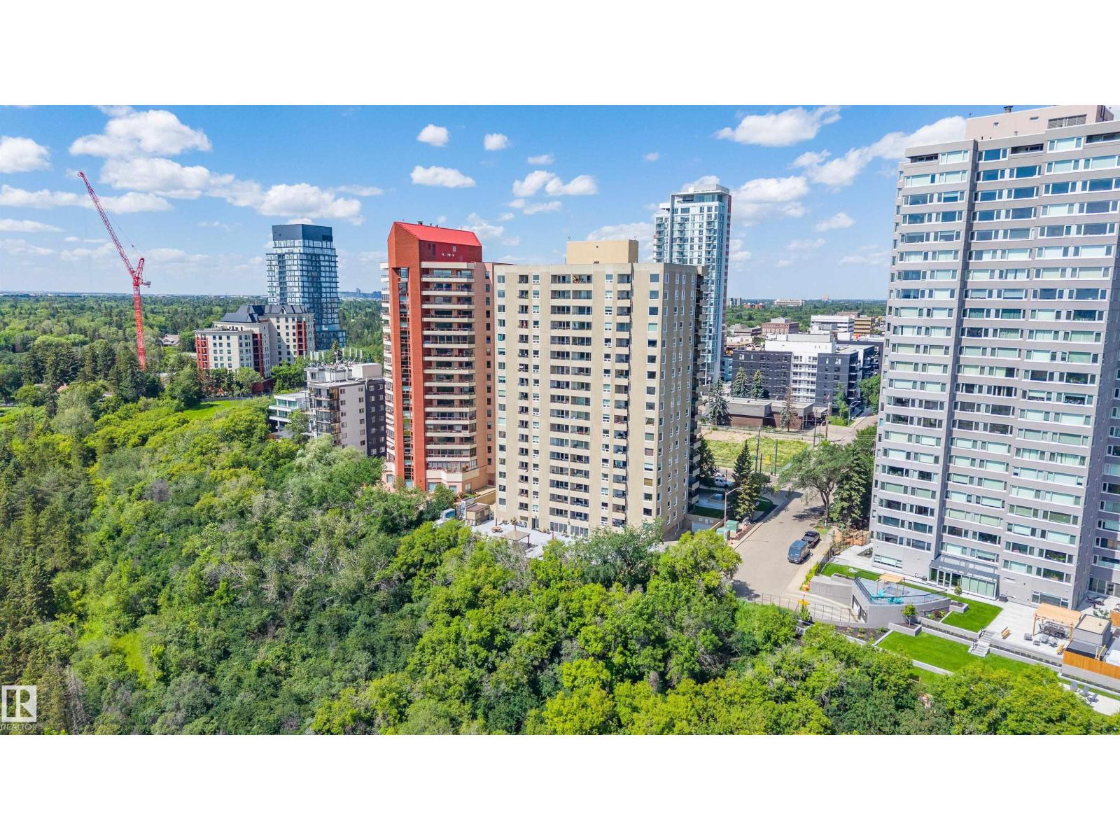 #204 12303 JASPER AV NW - 43