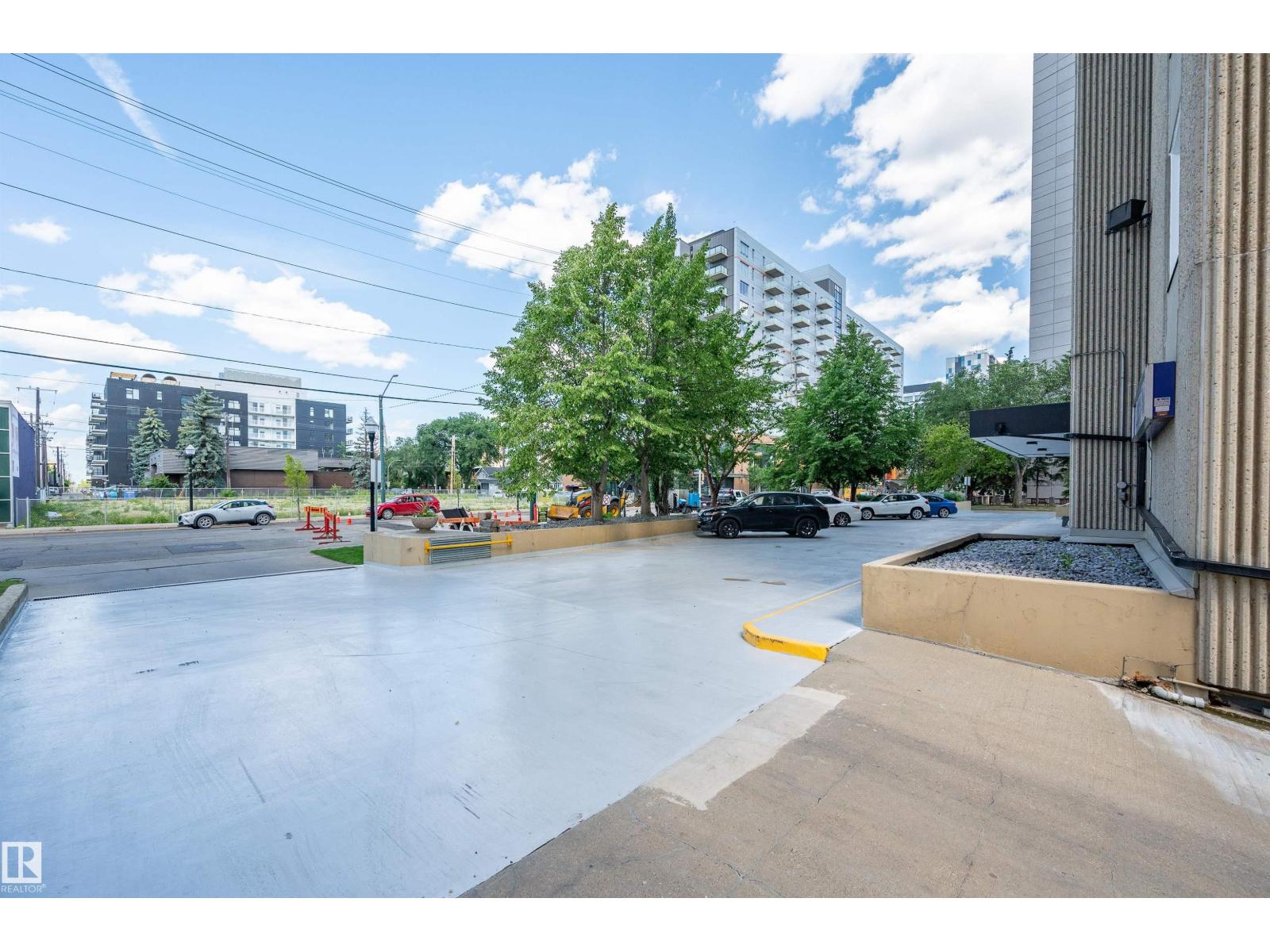 #204 12303 JASPER AV NW - 49