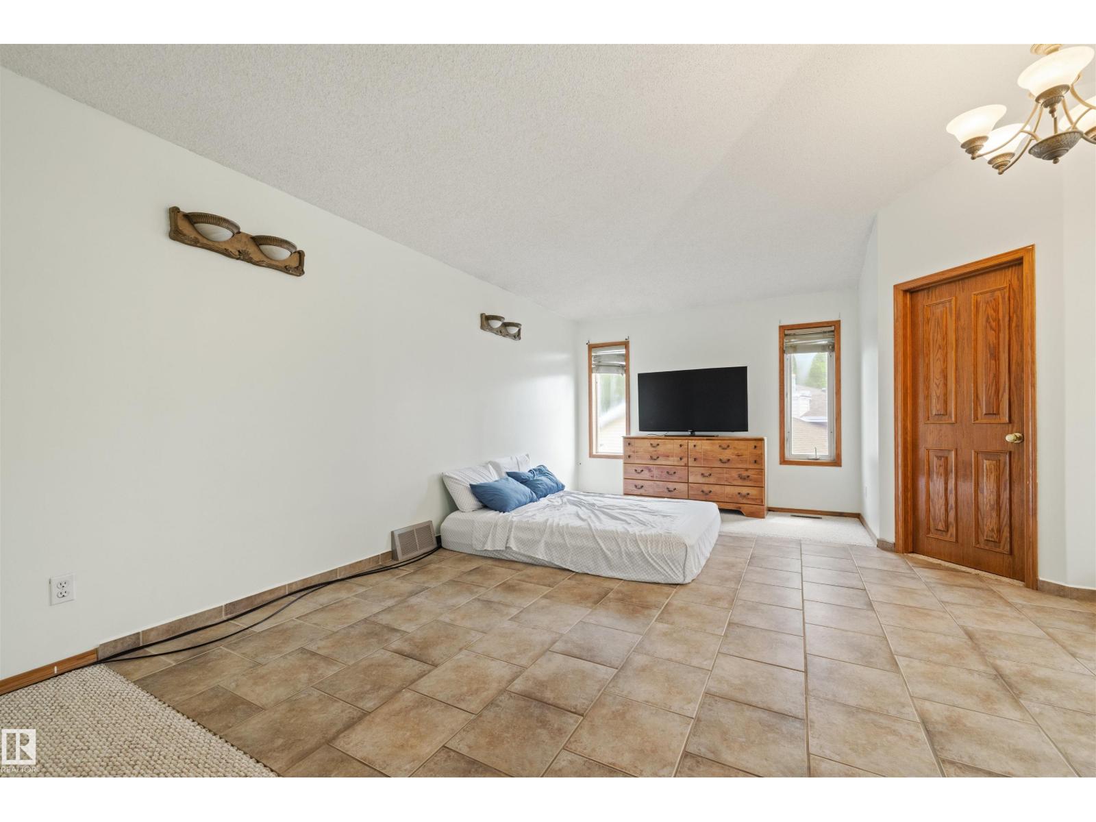 17219 113 ST NW - 13
