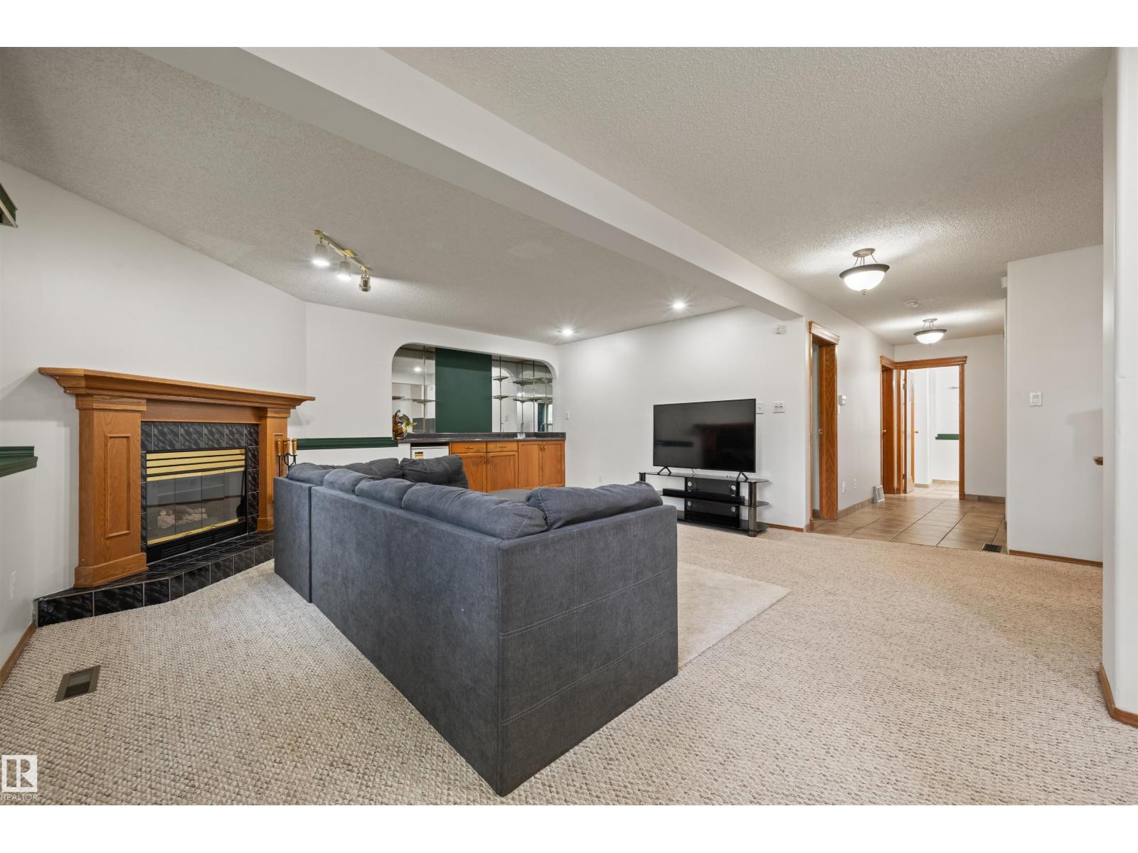 17219 113 ST NW - 22