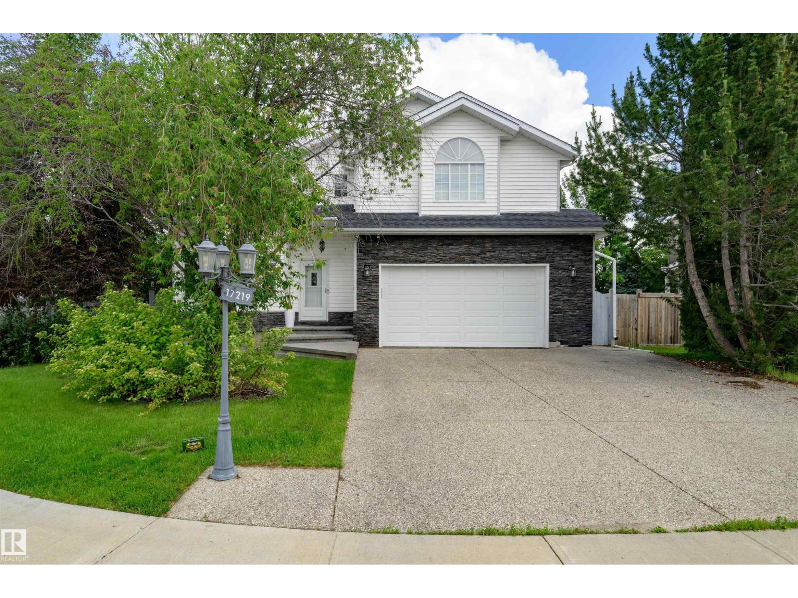 17219 113 ST NW - 43