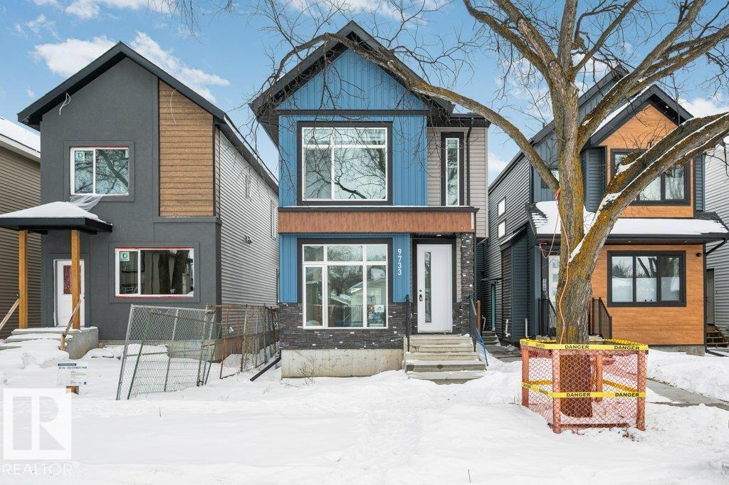 9733 153 ST NW - 6