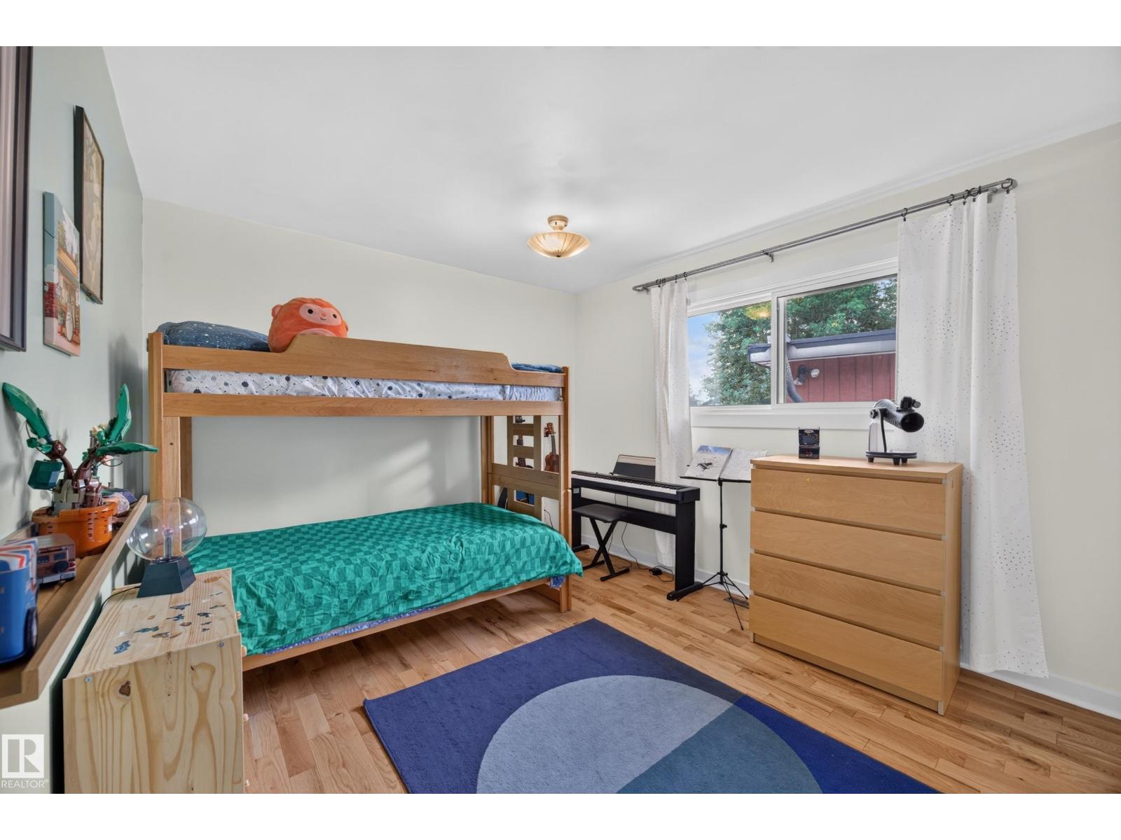 3411 103 AV NW — photo 19