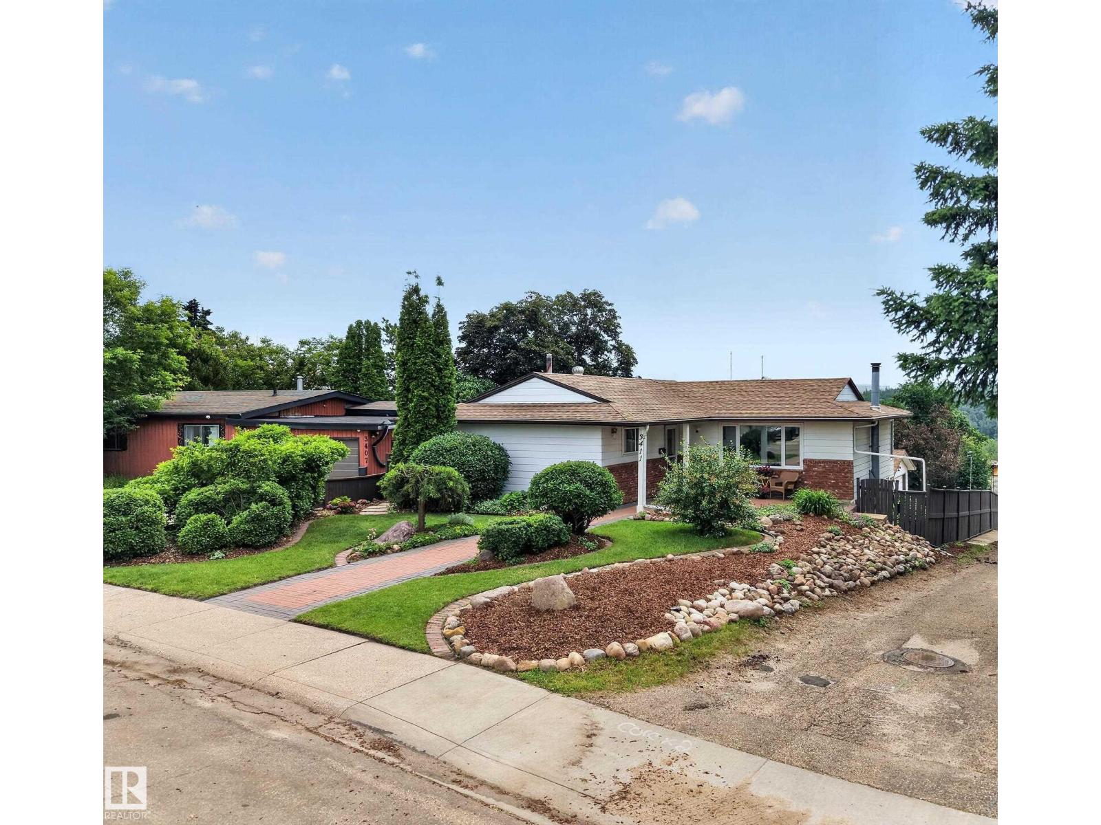 3411 103 AV NW — photo 49