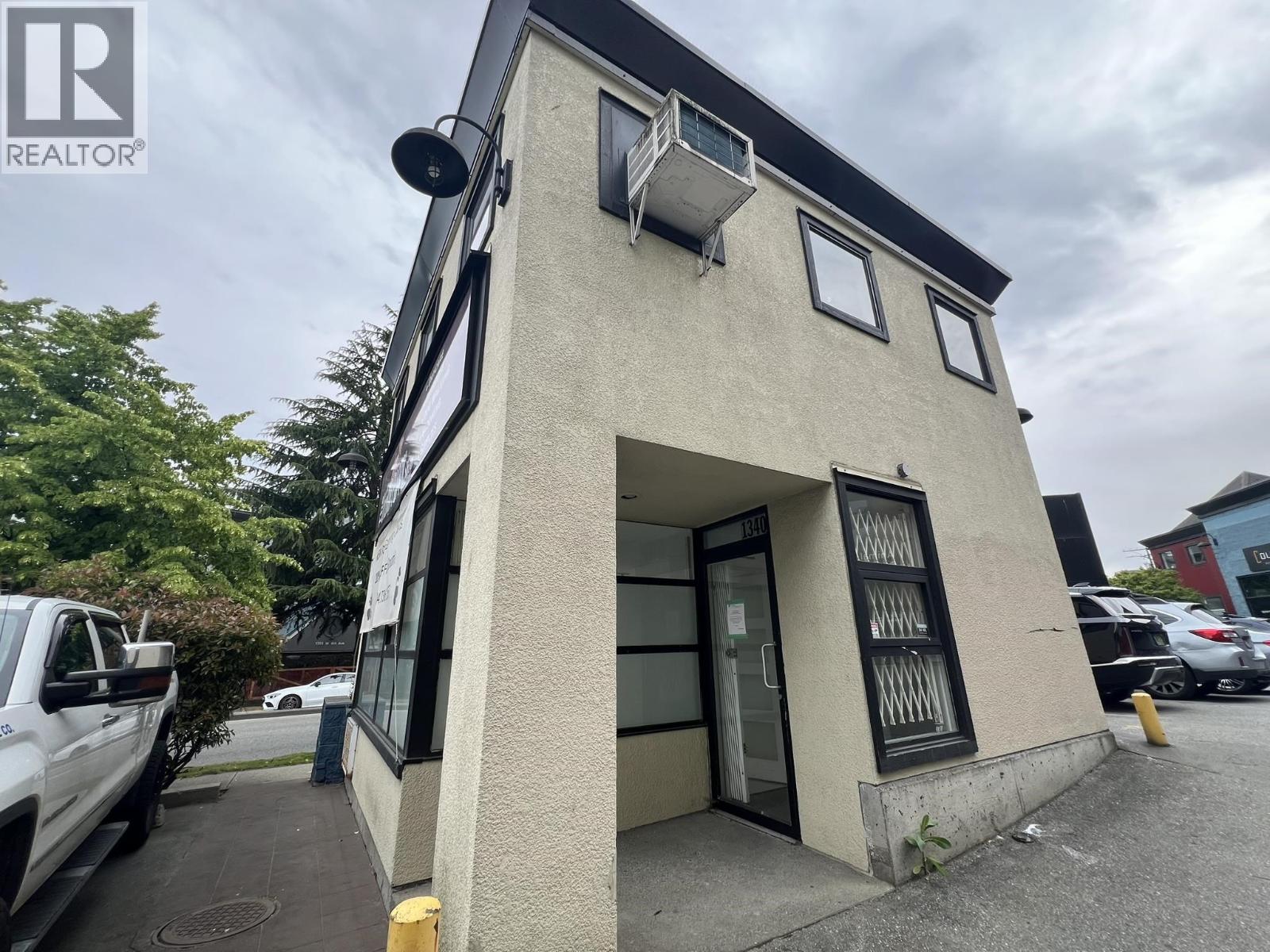 1340 W 4TH AVENUE, Vancouver — photo 3