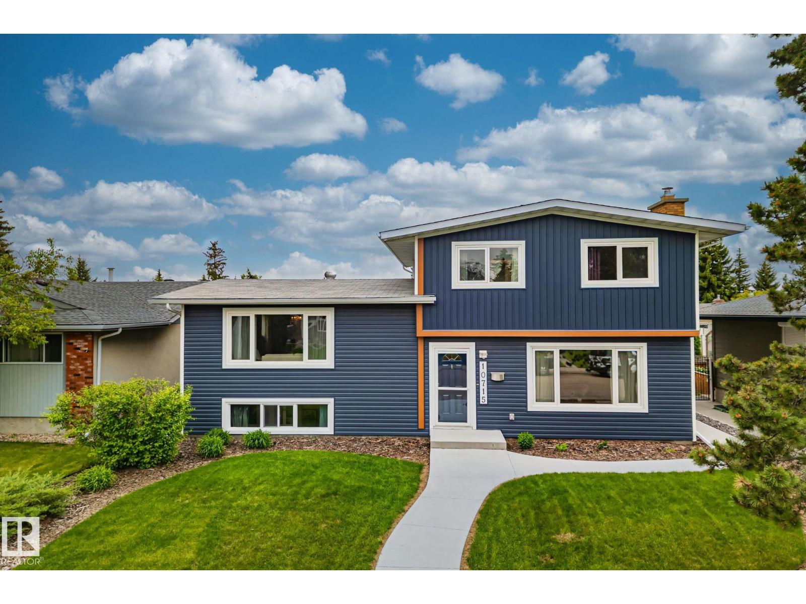 10715 33 AV NW - 1