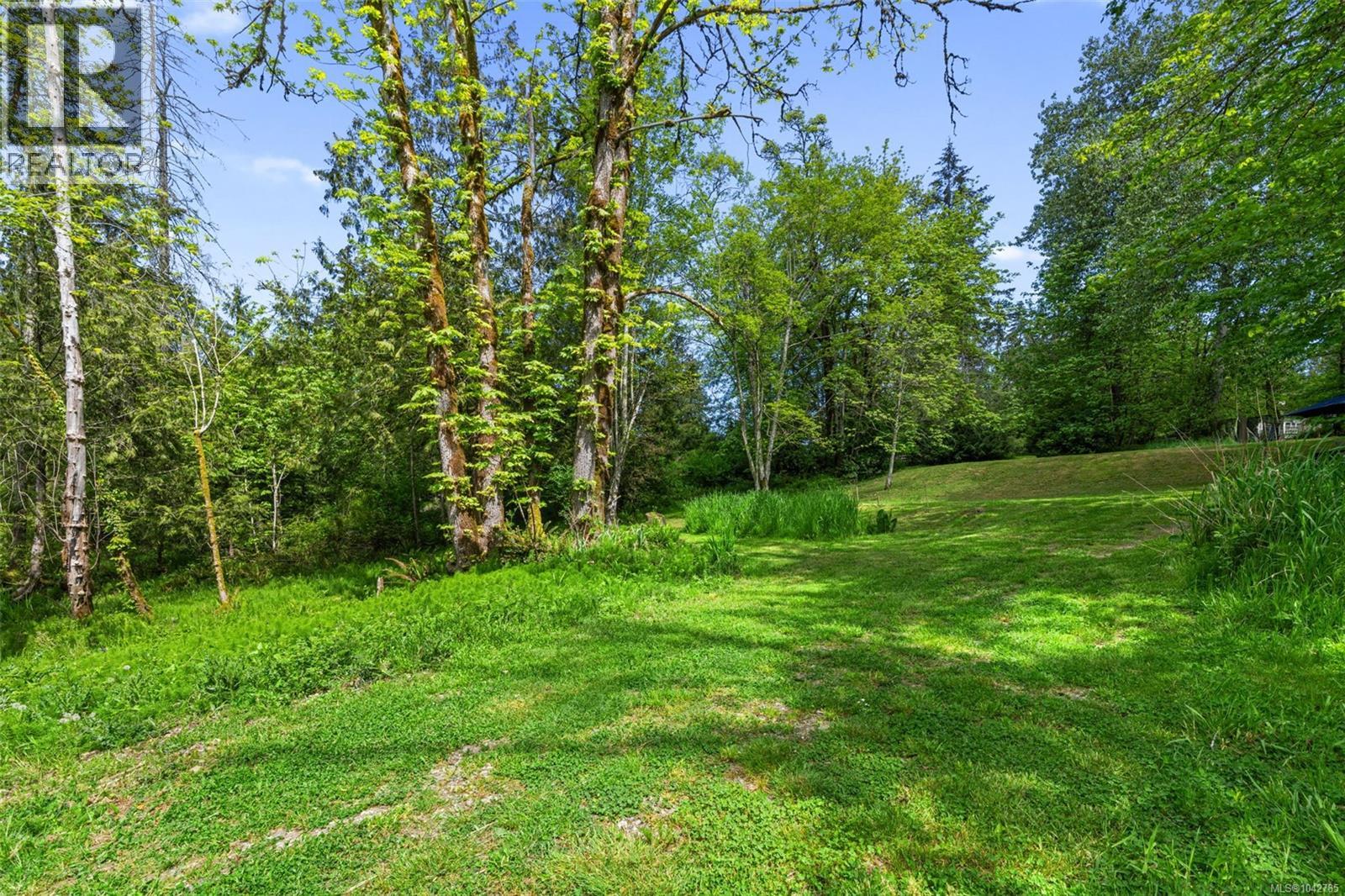5932 West Saanich Rd - 60