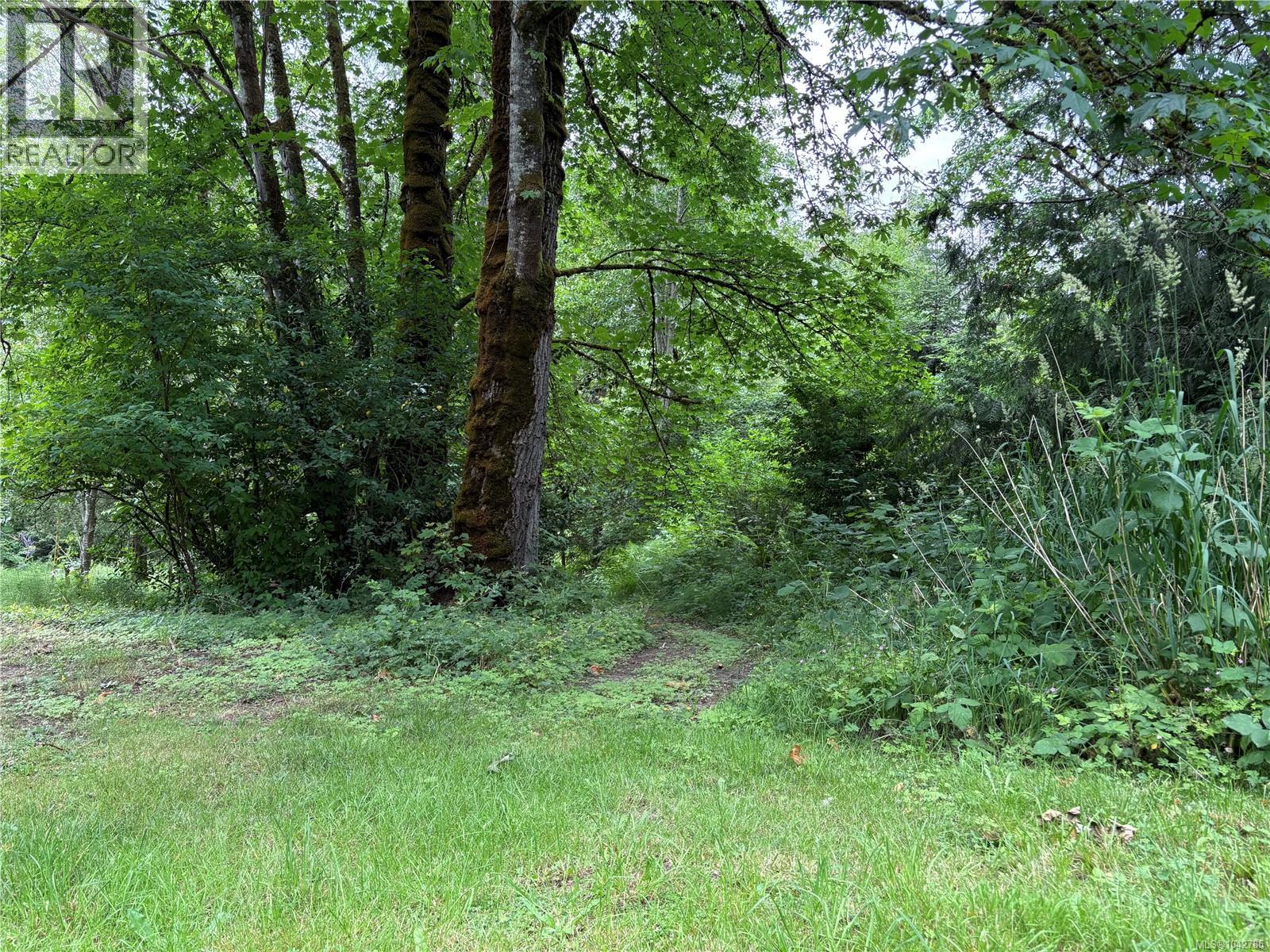 5932 West Saanich Rd - 65