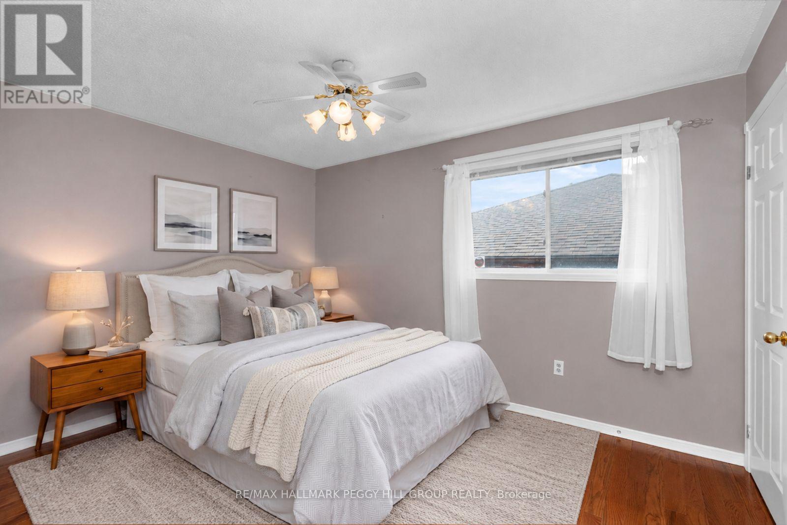 22 RICHLER CRESCENT - 9