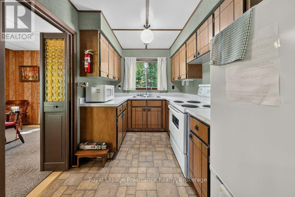 1185 HUGHES LANDING ROAD - 18