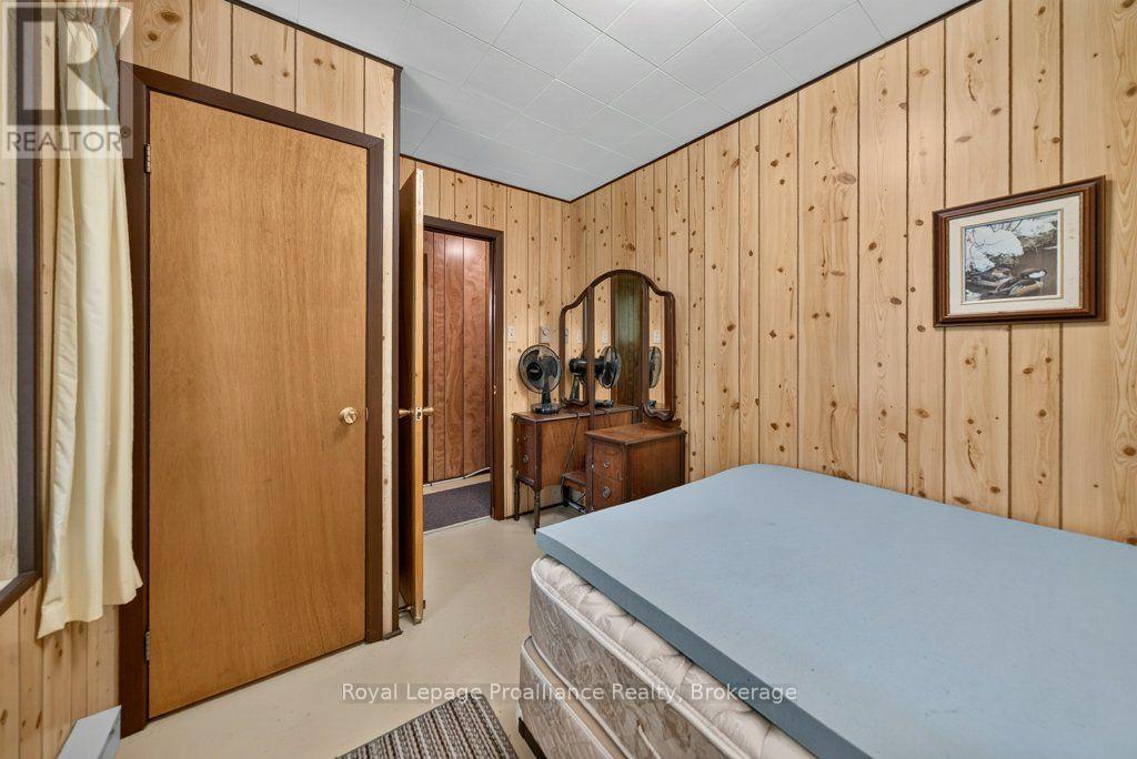 1185 HUGHES LANDING ROAD - 27