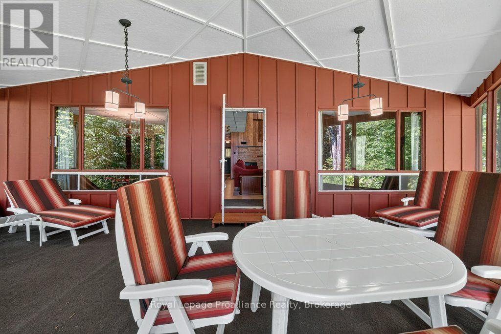 1185 HUGHES LANDING ROAD - 36