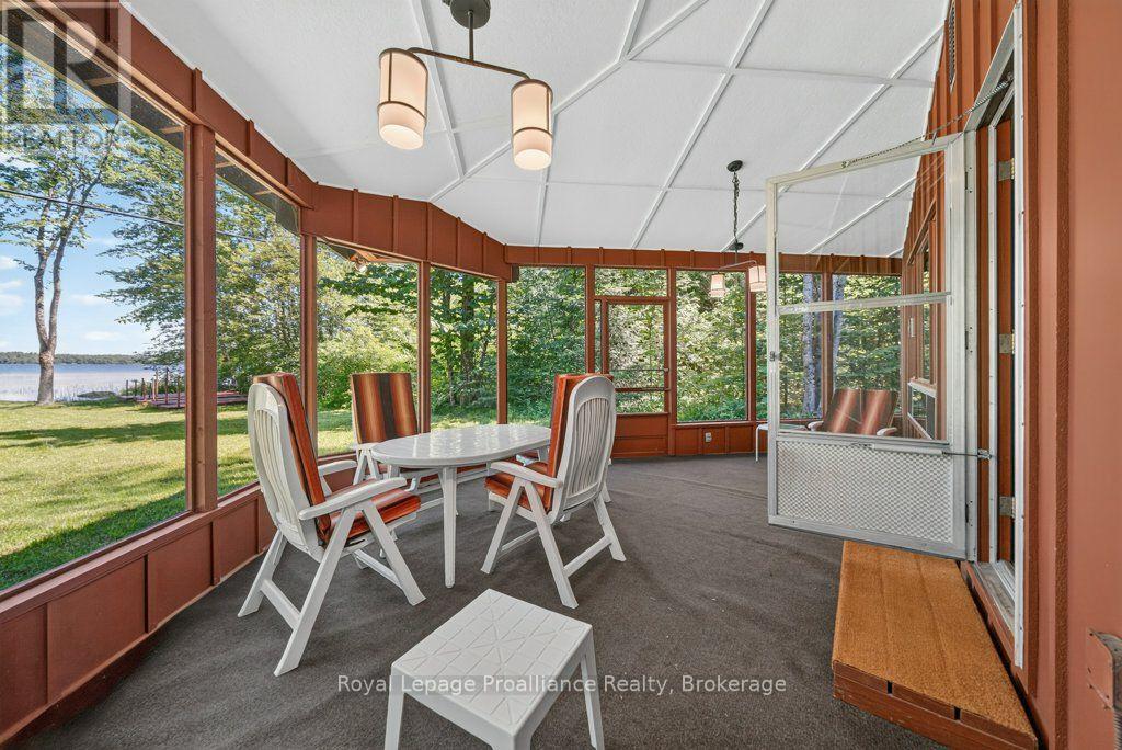 1185 HUGHES LANDING ROAD - 35