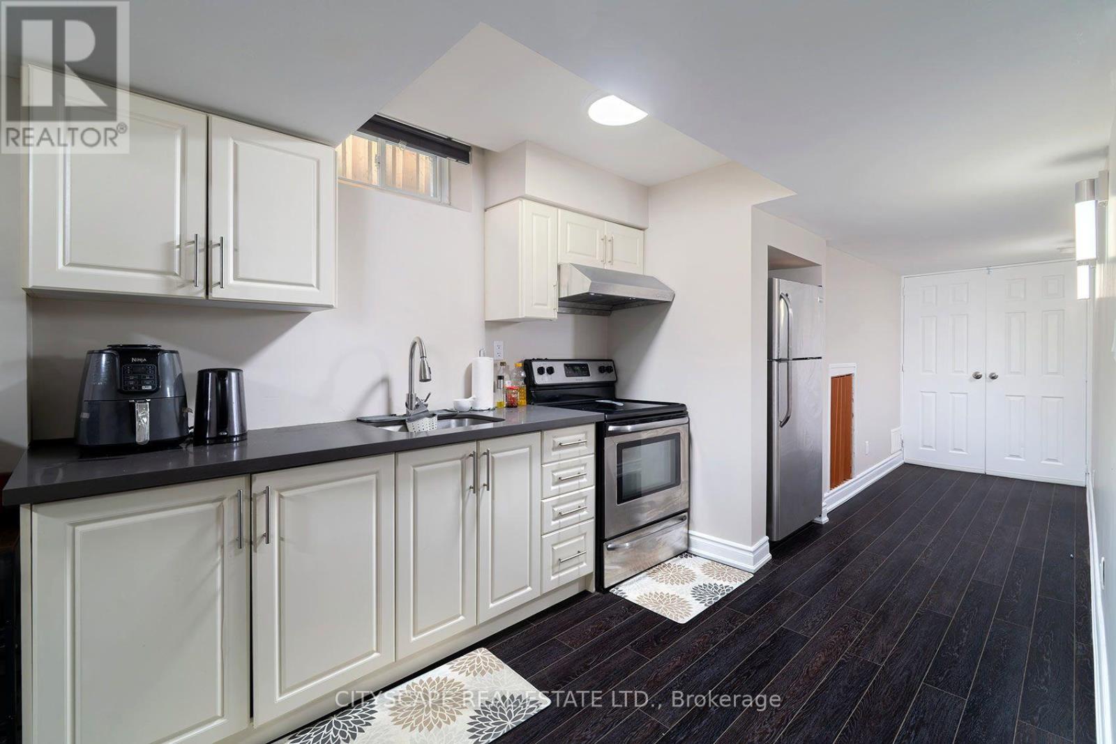 5608 ETHAN DRIVE - 31